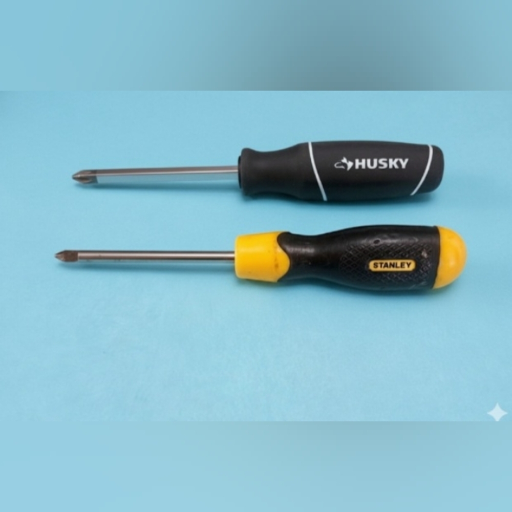 🛠️ 2 Phillips Screwdrivers: Husky & Stanley (Approx. 8.5"). Great condition!